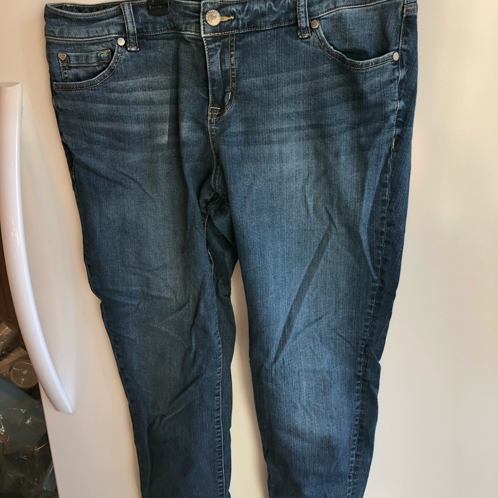 Torrid 16 R Boyfriend Jeans
